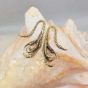 PAIR brass dragon claw talon hanger earrings NWT